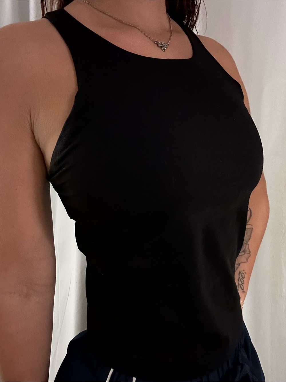 New black active tank top